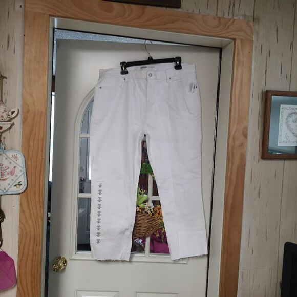 New Old Navy White The Power Jean Perfect Straight Ankle Size Women's 18 - Picture 1 of 4